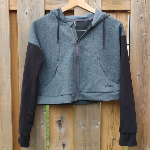 GYMSHARK Cropped Zip Up Hoodie Size Small - Picture 1 of 5